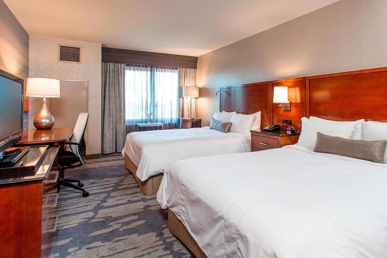 Rochester Airport Marriott Exteriér fotografie