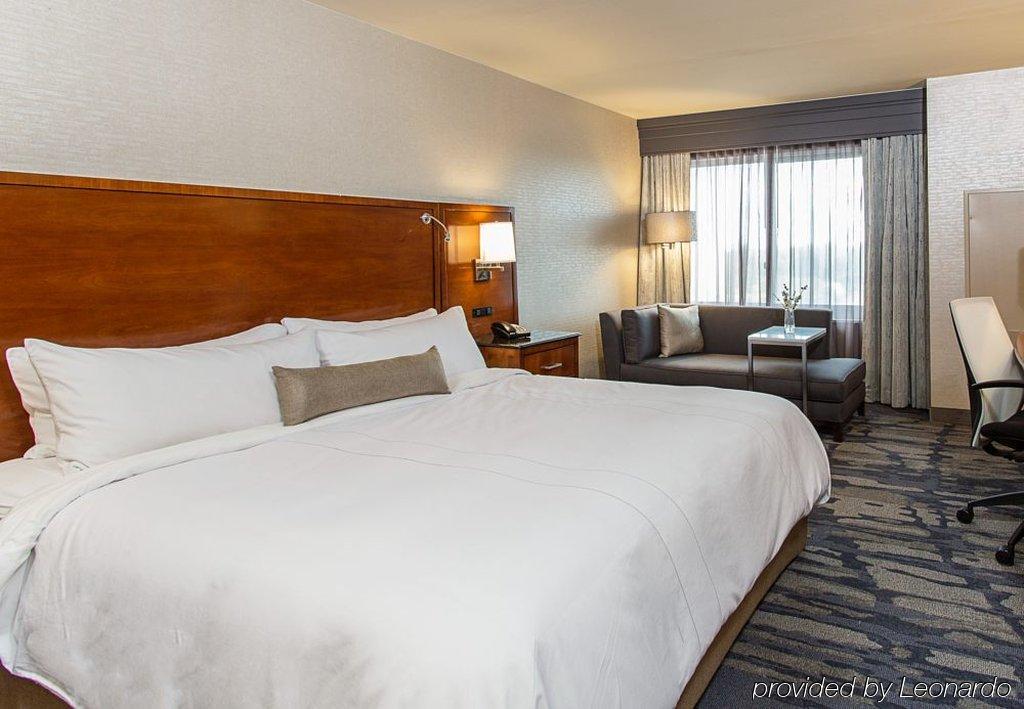 Rochester Airport Marriott Exteriér fotografie